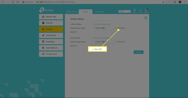 Ocultar SSID en la configuración inalámbrica del enrutador.