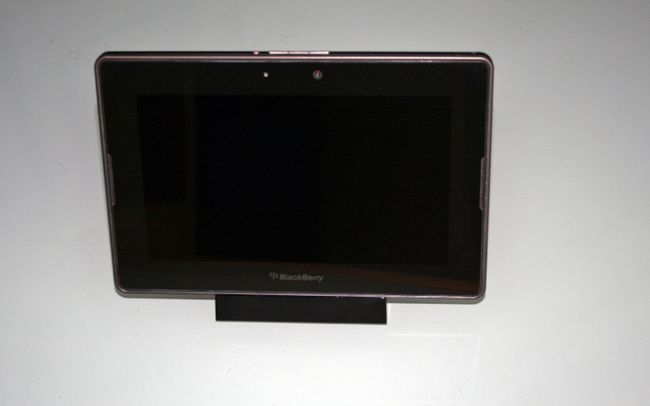Tablet BlackBerry PlayBook dilihat dari depan