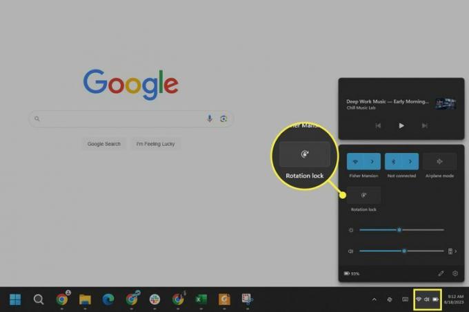 Na počítači se systémem Windows 11 je zvýrazněno tlačítko Rychlé nastavení a zkratka 'Rotation lock'.