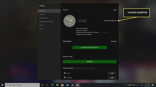 [ゲーマータグの変更]オプションが強調表示されたWindows10用Xboxアプリの個人のプロファイル