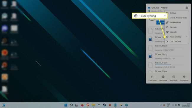 Sett synkronisering på pause i OneDrive-innstillingsmenyen