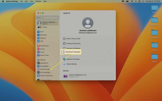 تم تمييز مركز التحكم في إعدادات نظام macOS.