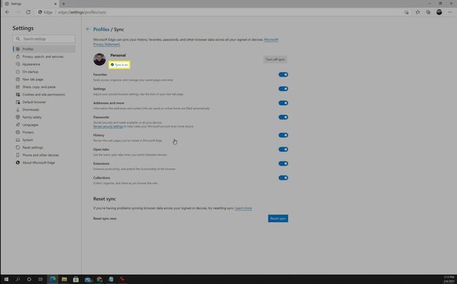 La sincronización está habilitada nota en Microsoft Edge.