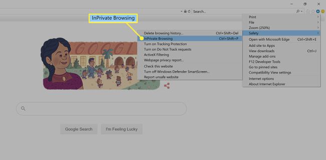 Activando la navegación InPrivate en Internet Explorer.