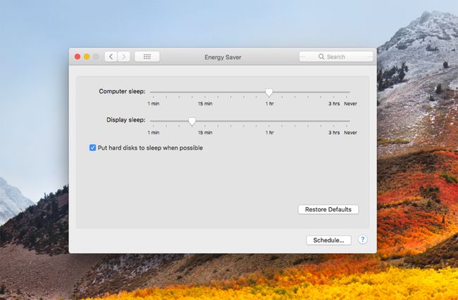 لقطة شاشة لجزء تفضيل macOS Energy Saver.