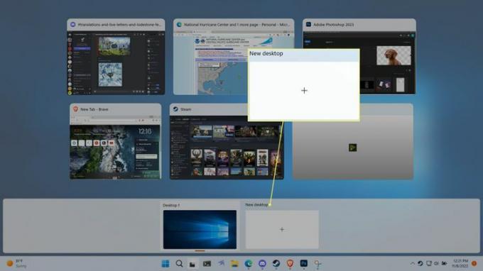 Windows 11 작업 보기에서 강조 표시된 새 바탕 화면.