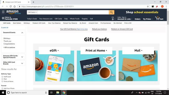 Vaya a https: www.amazon.comgift-cards y seleccione el tipo de tarjeta de regalo que desea comprar