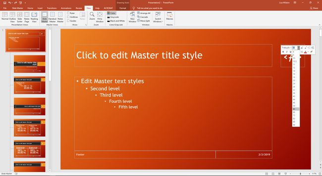 글꼴 대화 상자를 표시하는 PowerPoint 슬라이드쇼.