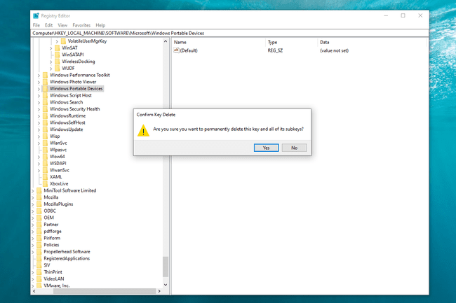 Windows 10 Kayıt Defteri Düzenleyicisi'nde Anahtar Silme istemini onaylayın