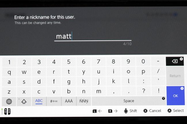 Nintendo Switch OLED는 닉네임 화면을 설정했습니다.