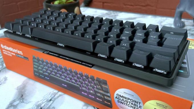 แกะกล่อง SteelSeries Apex Pro Mini Wireless