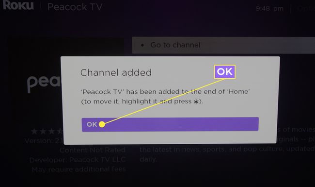 Korostettu OK-painike vahvistaa Peacock-sovelluksen latauksen Roku TV: ssä