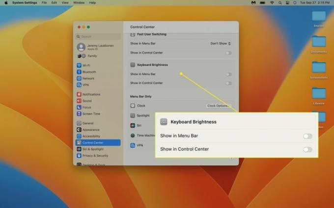 تبديل سطوع لوحة المفاتيح يتم تمييزه في مركز التحكم على macOS.