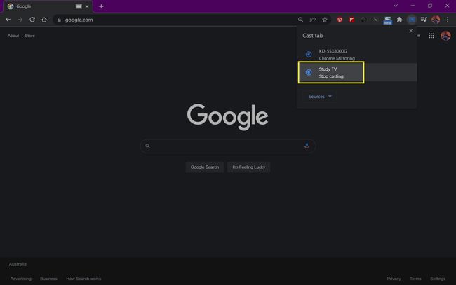 Navegador web Google Chrome con dos transmisiones de Chromecast simultáneas activas.