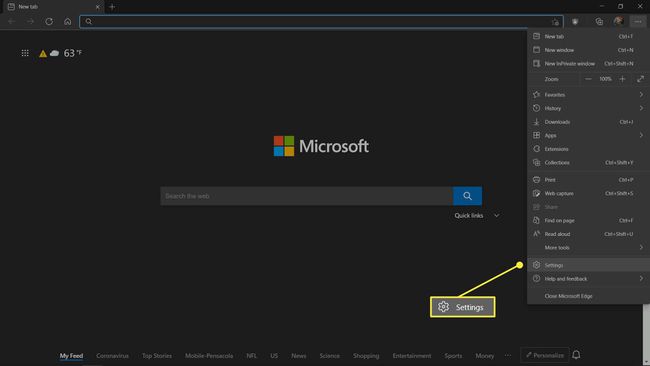 El menú principal de Microsoft Edge con Configuración resaltada.