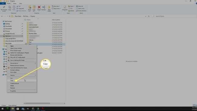 การคัดลอกโฟลเดอร์ดั้งเดิมในแอพ file explorer ใน Windows