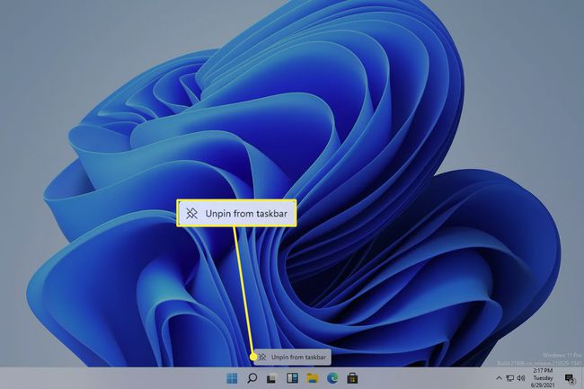Anulați fixarea de pe butonul din bara de activități în Windows 11
