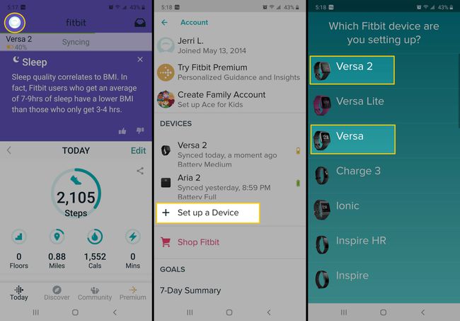 Mevcut bir Fitbit hesabına yeni bir cihazın nasıl ekleneceğini gösteren ekran görüntüleri.