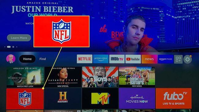 หน้าจอหลักของ Amazon Fire TV Stick ที่เลือกแอป NFL