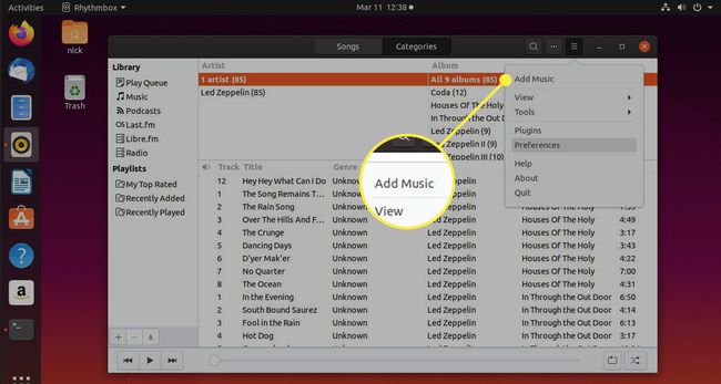 Снимок экрана Rhythmbox с выделенной командой Добавить музыку