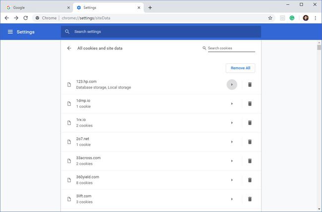 Una lista de cookies almacenadas en la caché de Google Chrome.