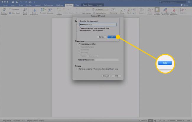 Potwierdzenie hasła w programie Word dla komputerów Mac z podświetlonym przyciskiem OK