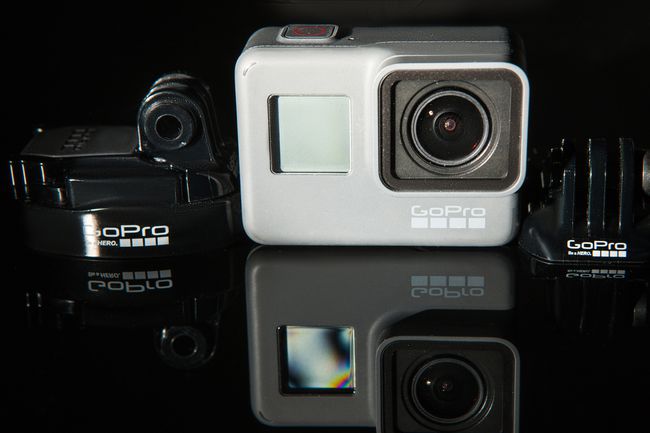 Экшн-камера GoPro HERO 5 с отражением