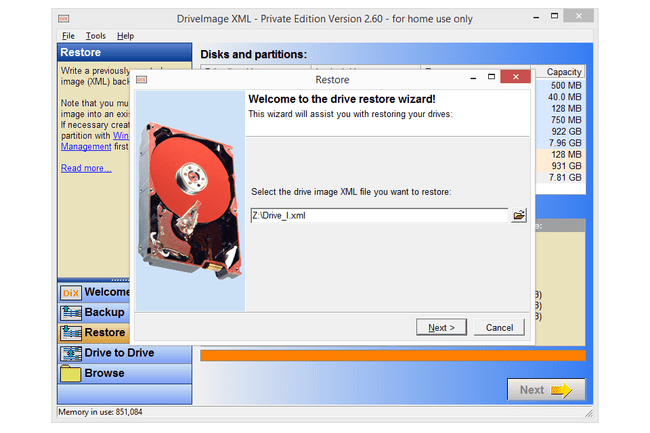 Tangkapan layar yang menunjukkan DriveImage XML memulihkan hard drive yang dicadangkan