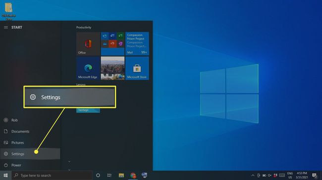 Asetukset korostettuna Windows 10:n Käynnistä-valikossa