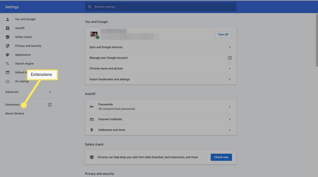 Seleccione Extensiones en la parte inferior izquierda.