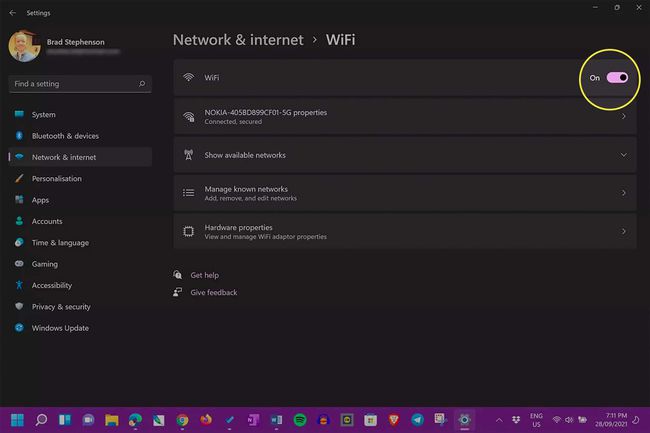 การตั้งค่าอินเทอร์เน็ต Windows 11 พร้อมสวิตช์เปิด WiFi ที่ไฮไลต์