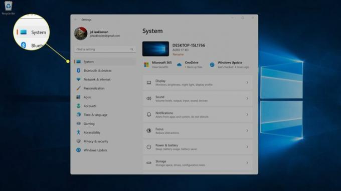 System wyróżniony w ustawieniach systemu Windows 11.