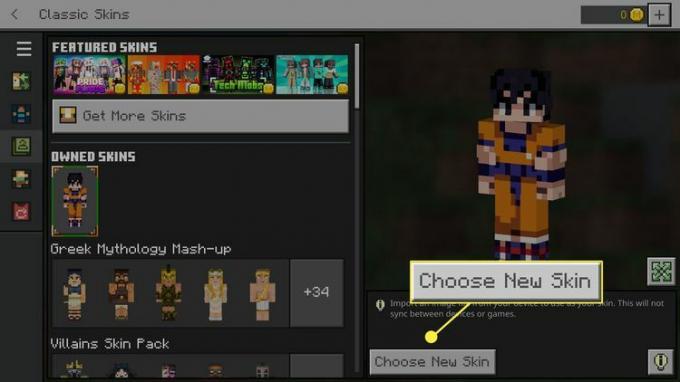 悟空スキンと新しいスキンの選択が Minecraft Dressing Room で強調表示されています。