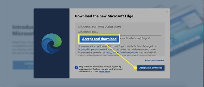 La pantalla de descarga de Edge con el botón Aceptar y descargar resaltado