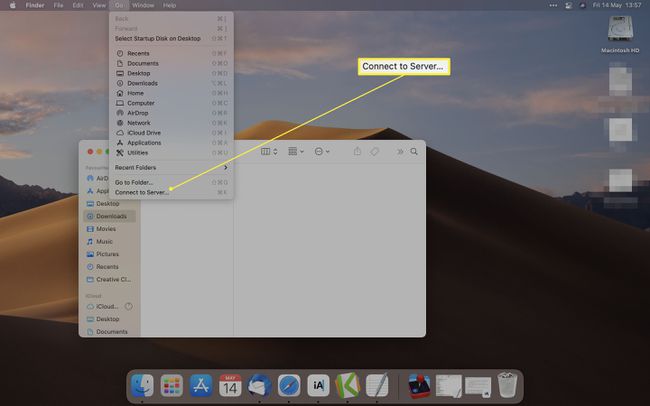 MacOS avec Se connecter au serveur mis en surbrillance dans le Finder