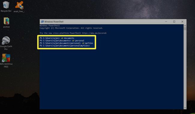 PowerShell ile dizinlerde gezinmenin ekran görüntüsü