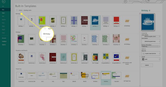 誕生日テンプレートカテゴリが強調表示されたMicrosoftPublisherのスクリーンショット