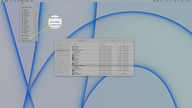 الأمر " Go to Folder" في macOS Finder