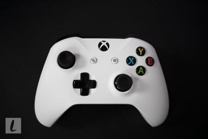 Xbox One S kontrolieris