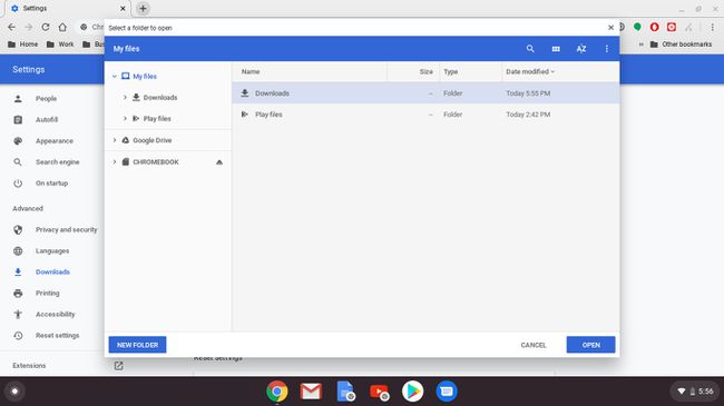 Elegir una carpeta para guardar las descargas en Google Chrome en un Chromebook.