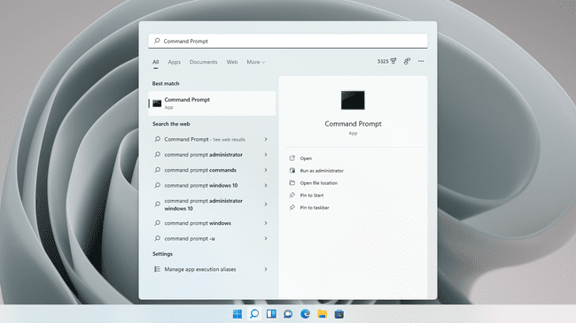 Windows 11 Başlat menüsünde Komut İstemi arama sonucu