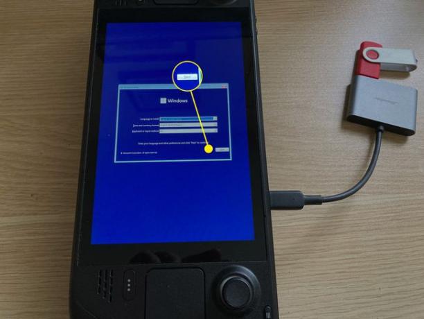 Em seguida destacado no instalador do Windows em um Steam Deck.