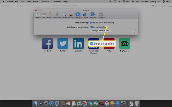 Opcja Blokuj wszystkie pliki cookie w Safari