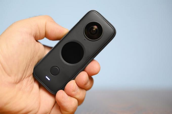 Insta360 One X2