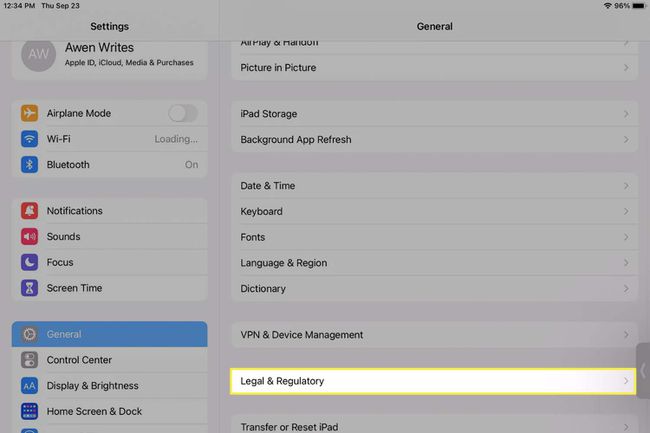 iPadの一般設定から強調表示された法規制。