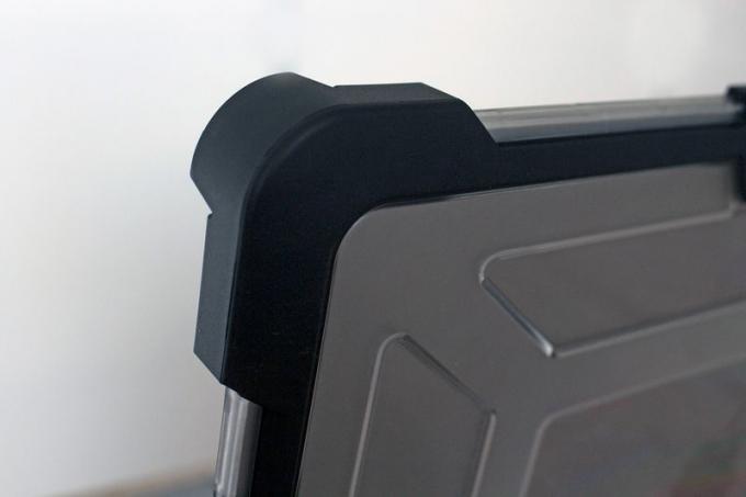 Carcasă pentru laptop Urban Armor Gear MacBook Pro de 13 inchi