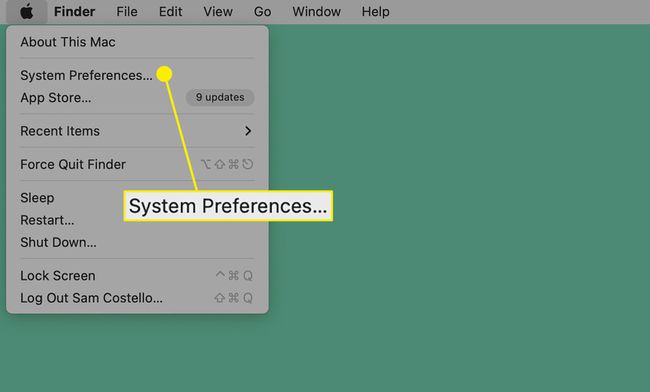 Preferințe de sistem evidențiate în meniul Apple pe Mac
