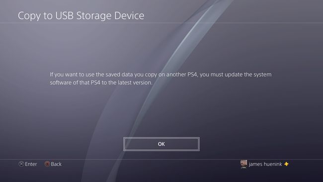 Ένα μήνυμα για την ενημέρωση του λογισμικού συστήματος PS4 για χρήση αποθηκευμένων δεδομένων