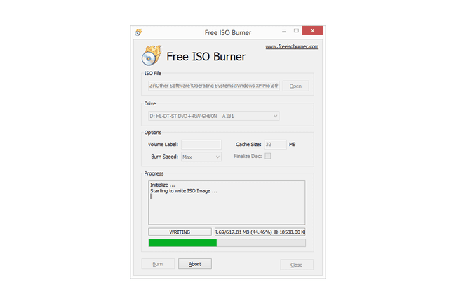 Yeni bir disk oluşturan Free ISO Burner'ın ekran görüntüsü