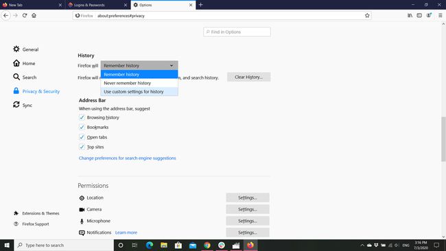 Wybierz Użyj niestandardowych ustawień historii, aby dostosować informacje autouzupełniania Firefoksa
